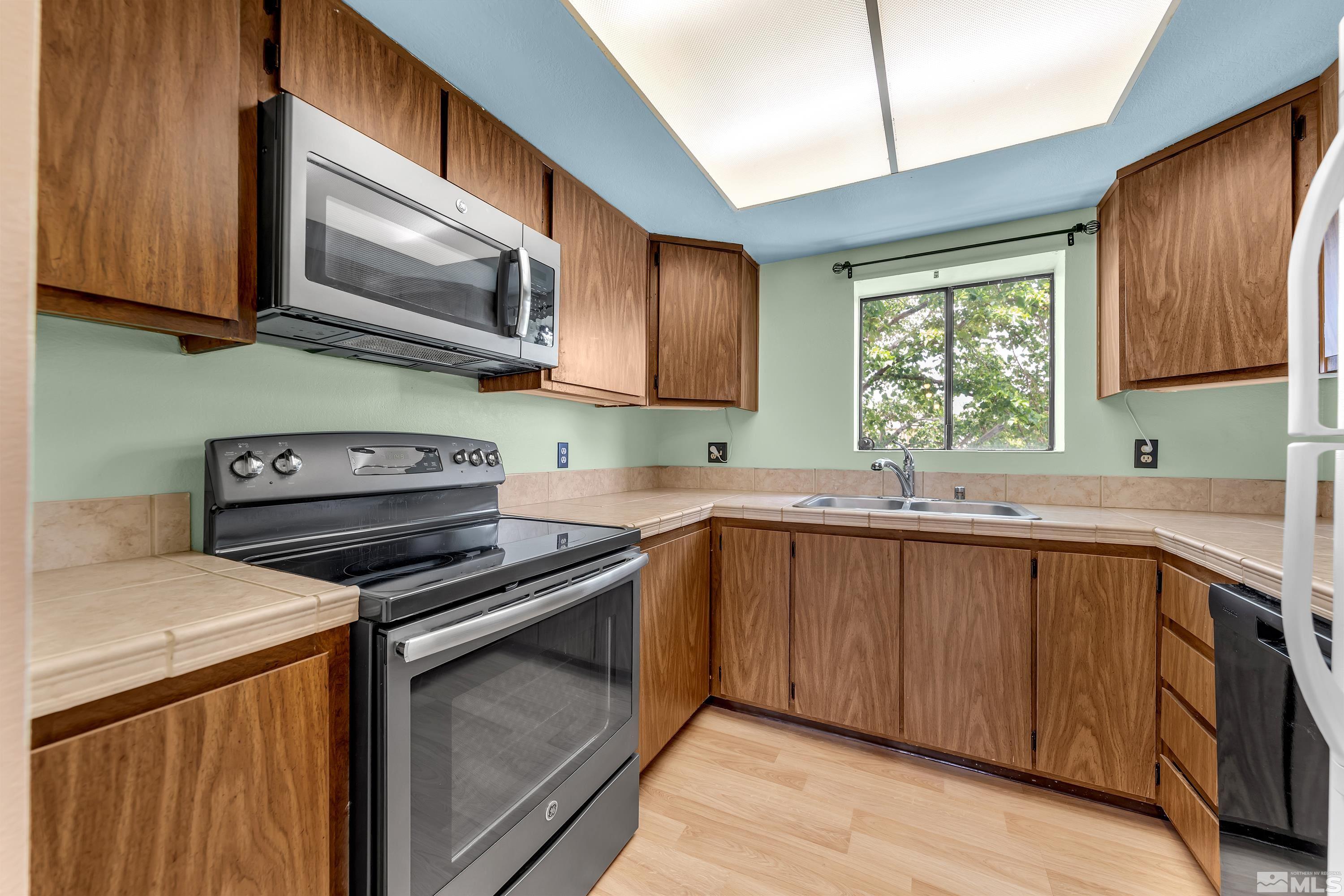 Photo #6: 250006401 Listing: Photo #6