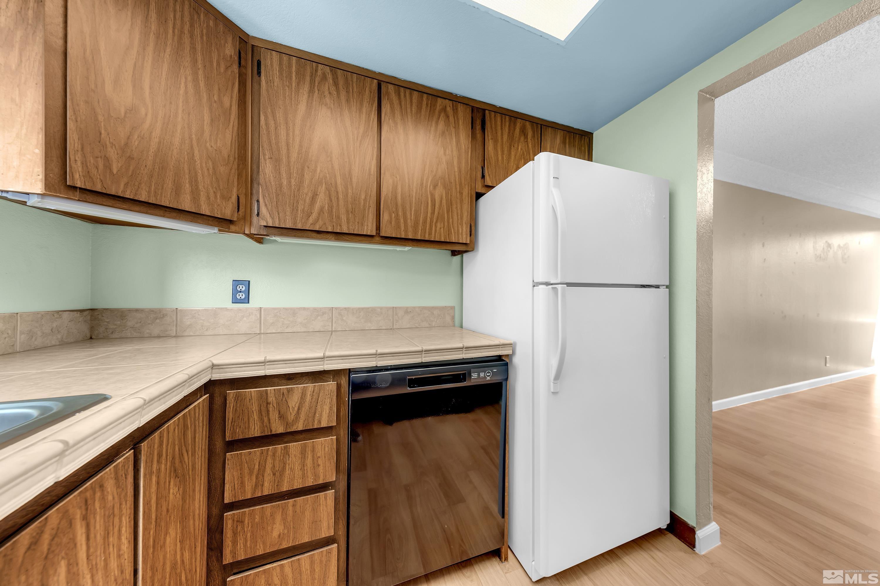 Photo #8: 250006401 Listing: Photo #8