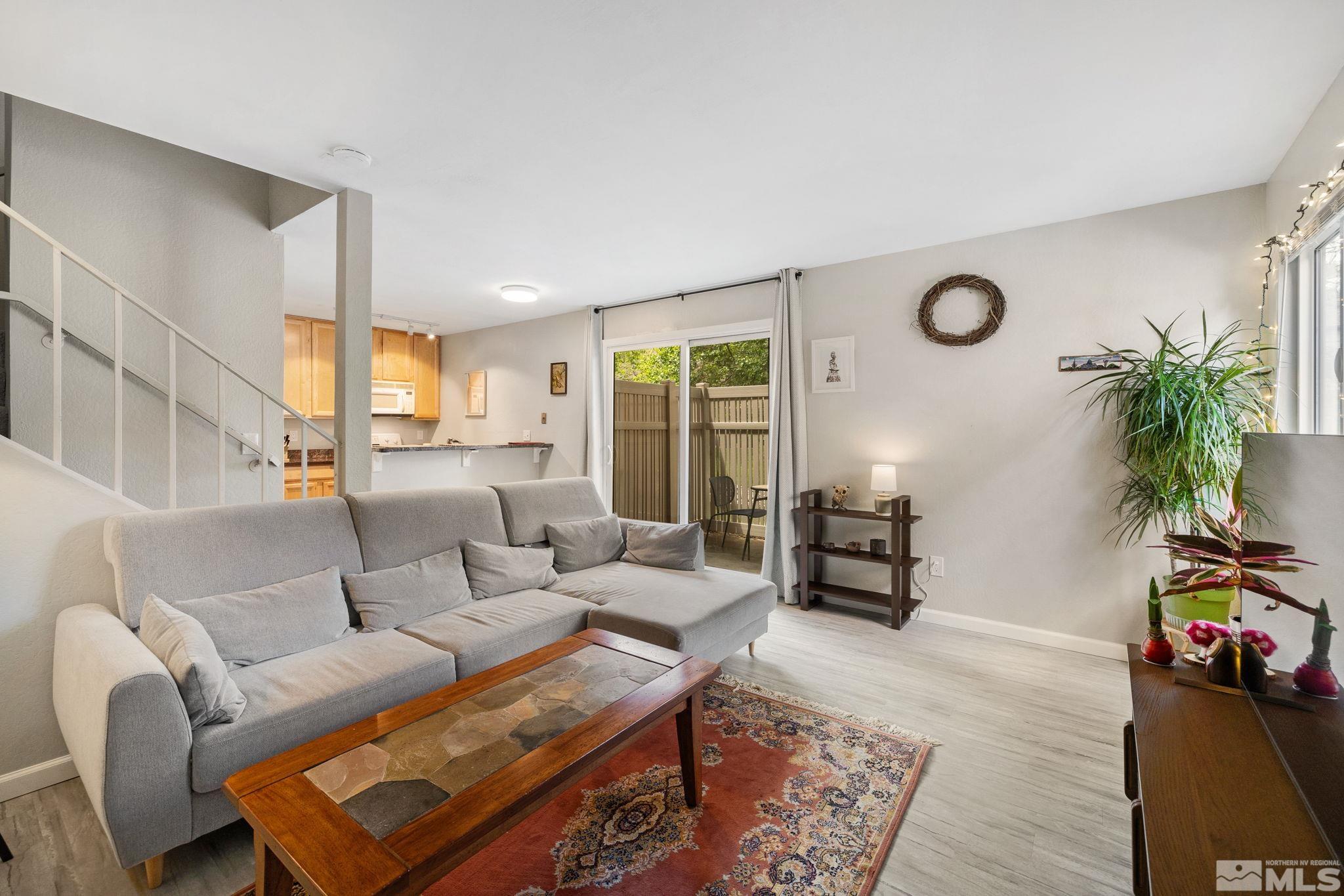 Photo #3: 250006429 Listing 