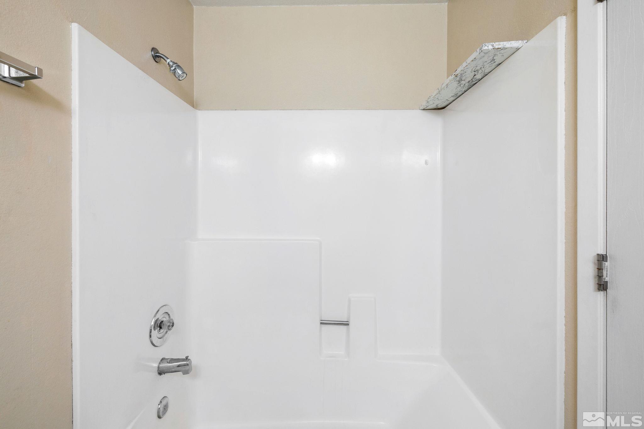 Photo #17: 250006431 Listing: Photo #17