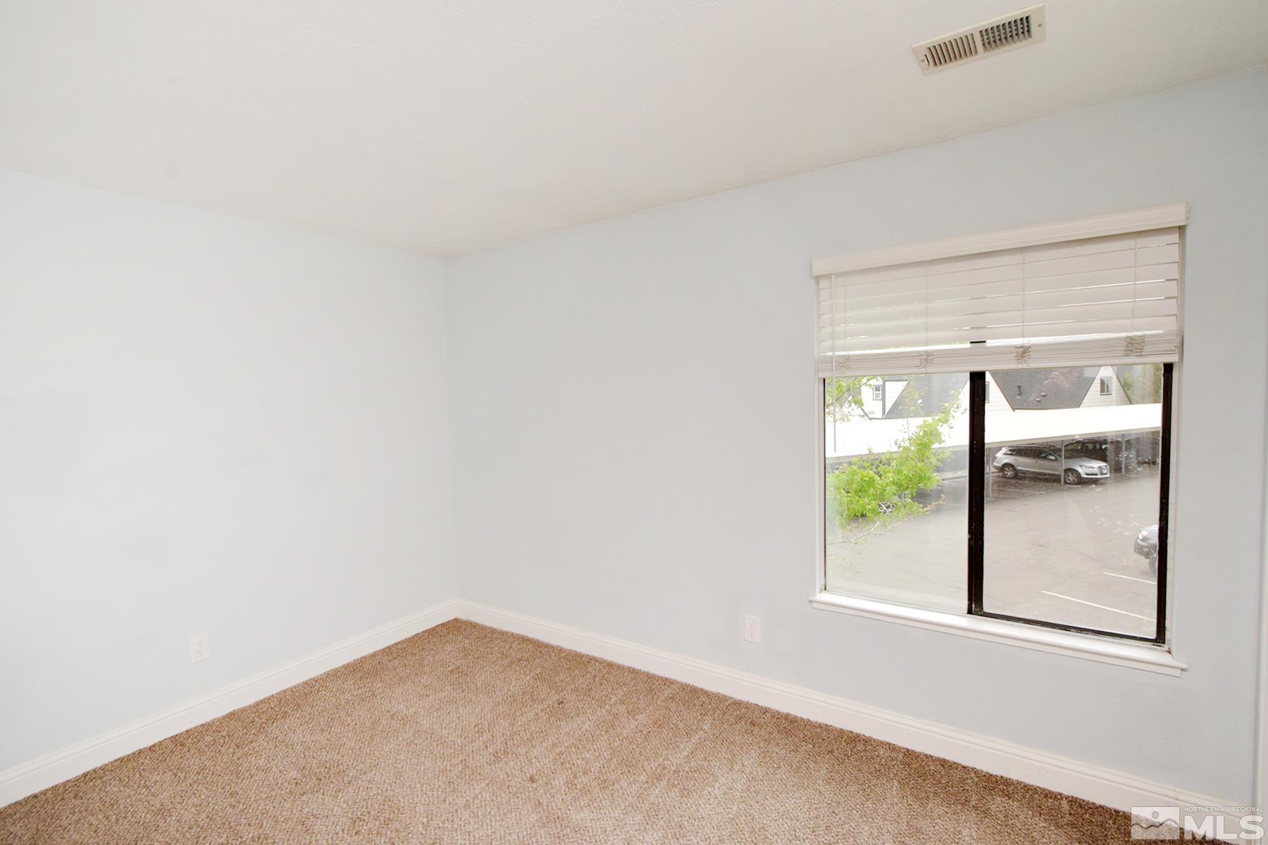 Photo #18: 250006501 Listing: Photo #18