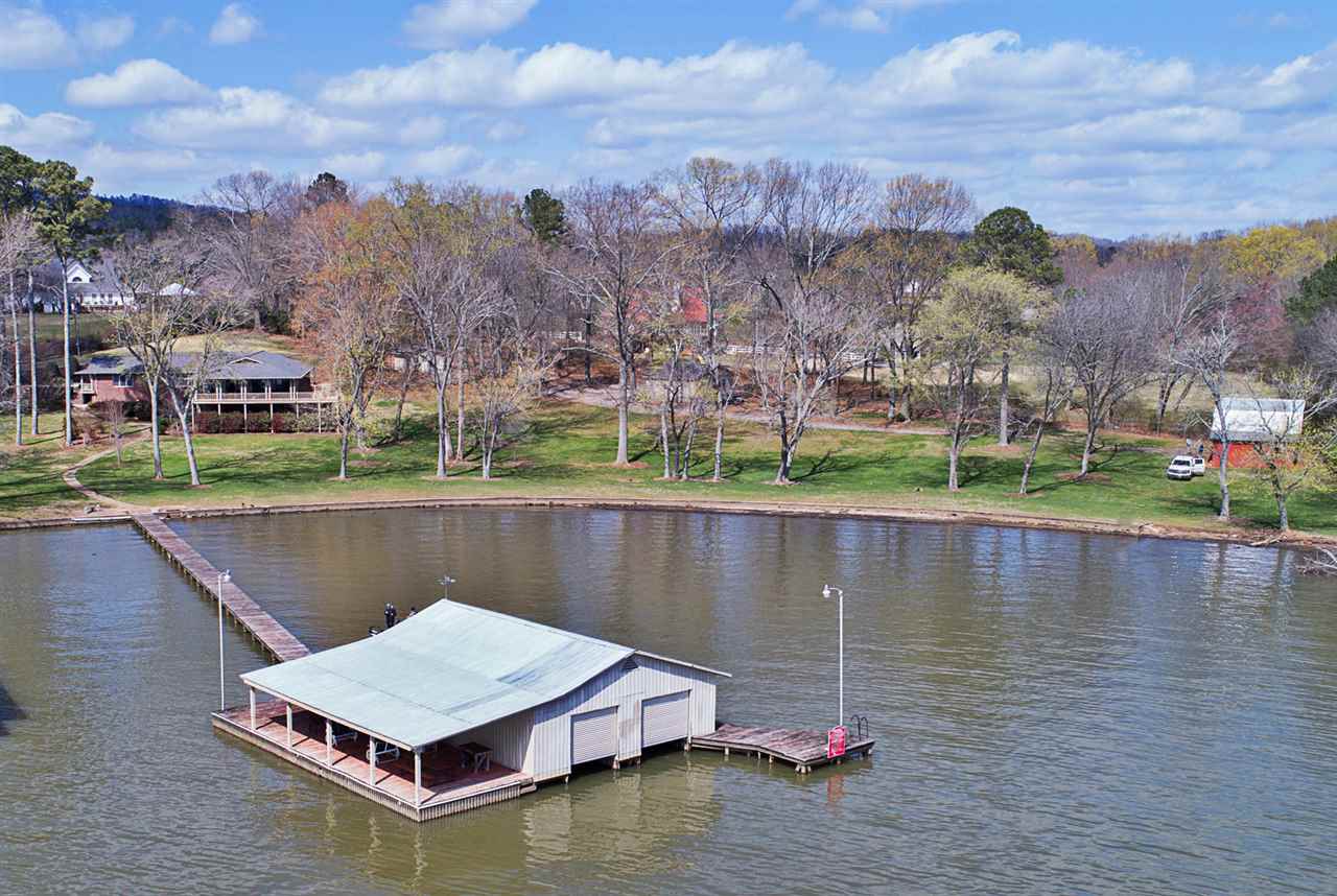 Waterfront Homes For Sale in North Alabama