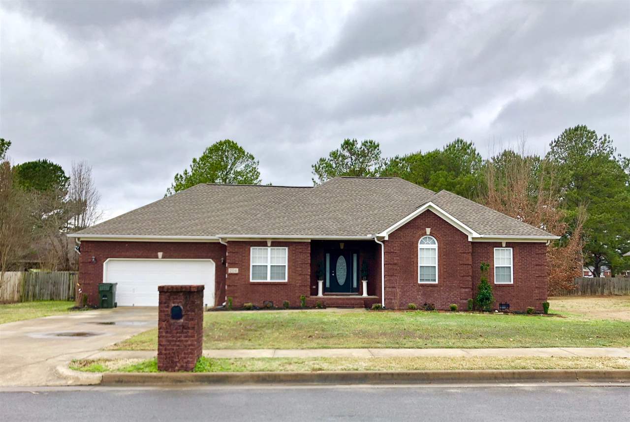 Huntsville Alabama homes for sale with pools