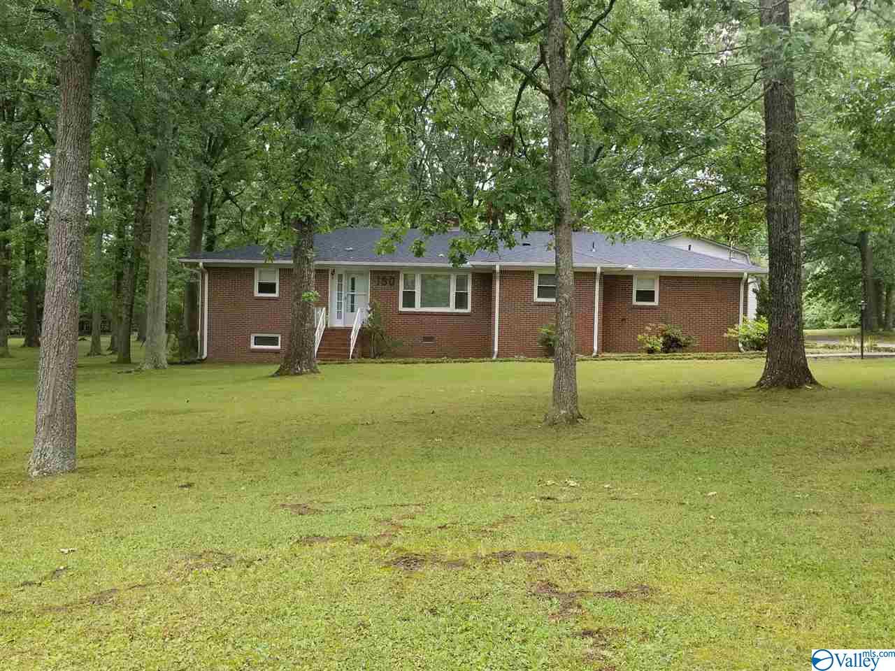 Homes with Acreage in Huntsville and Madison County Alabama